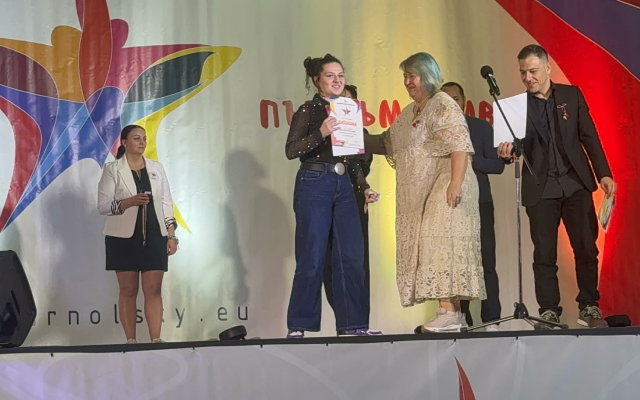 При връчването на наградите на Националния конкурс „Път към славата“ в София преди малко бе съобщено, че Магдалена Александрова е избрана да представи България в Международния конкурс за изпълнители „Славянски базар“ във Витебкс, Беларус!